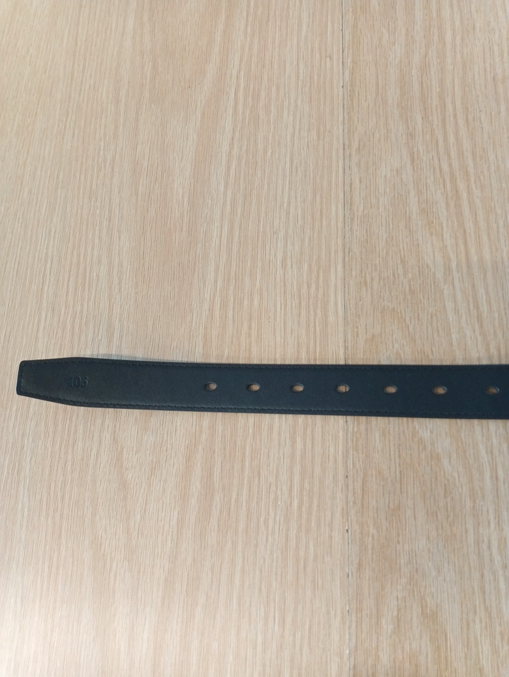 YSL Saint Laurent Black Gold Leather Belt - Picture 5 of 5